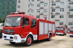 東風153泡沫-干粉聯用消防車