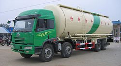 解放前四后八粉粒物料運(yùn)輸車