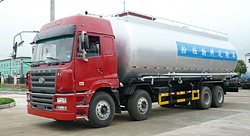 華菱前四后八粉粒物料車