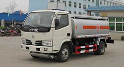 東風金霸化工液體運輸車 