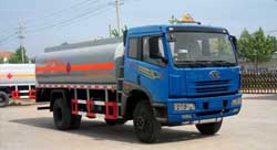 解放單橋化工液體運輸車