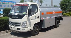 福田奧鈴油罐車 