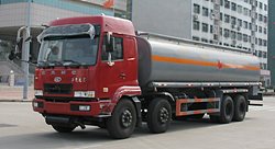 華菱前四后八油罐車